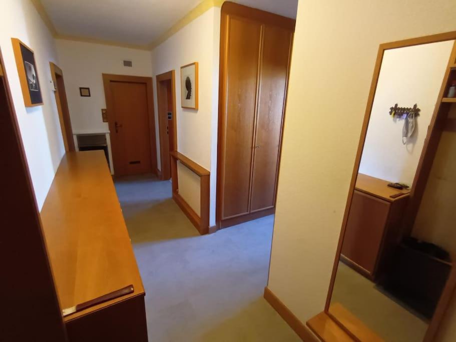 Modernes Apartment In Wien ภายนอก รูปภาพ