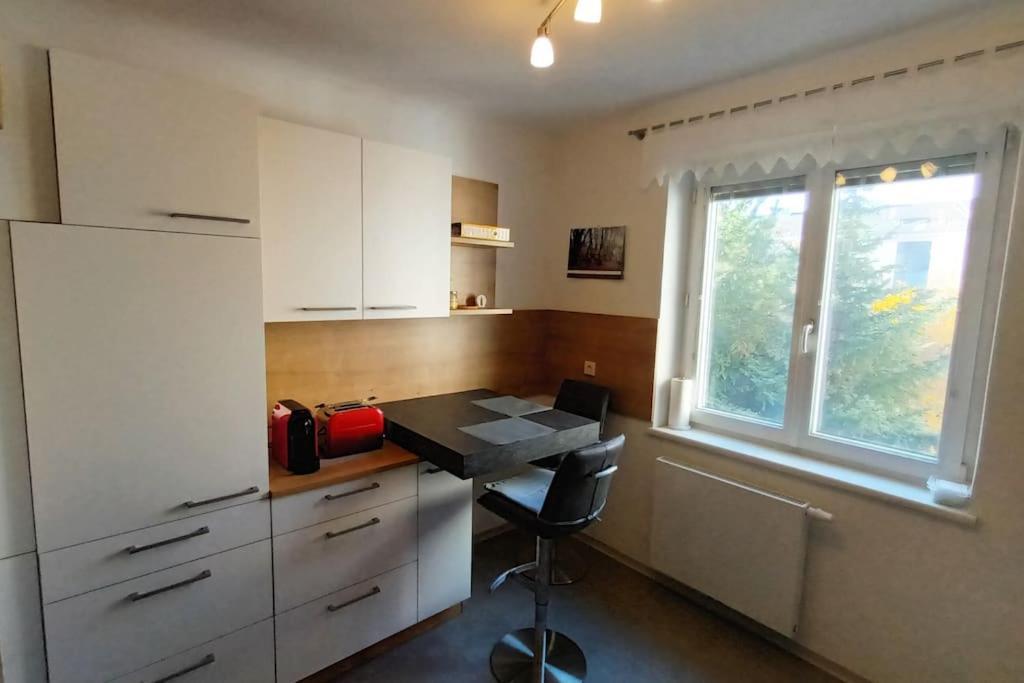 Modernes Apartment In Wien ภายนอก รูปภาพ