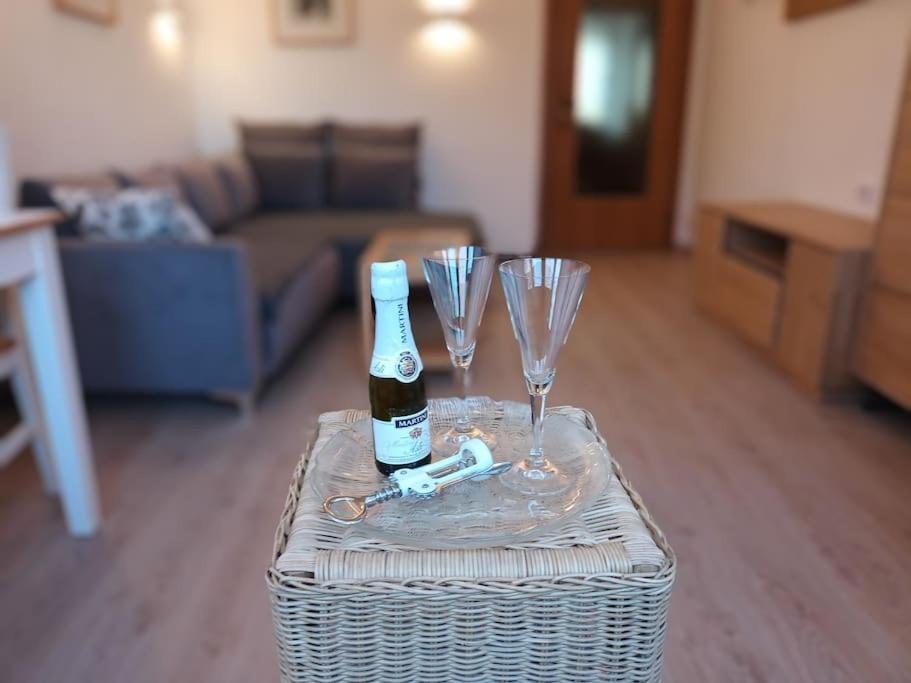 Modernes Apartment In Wien ภายนอก รูปภาพ